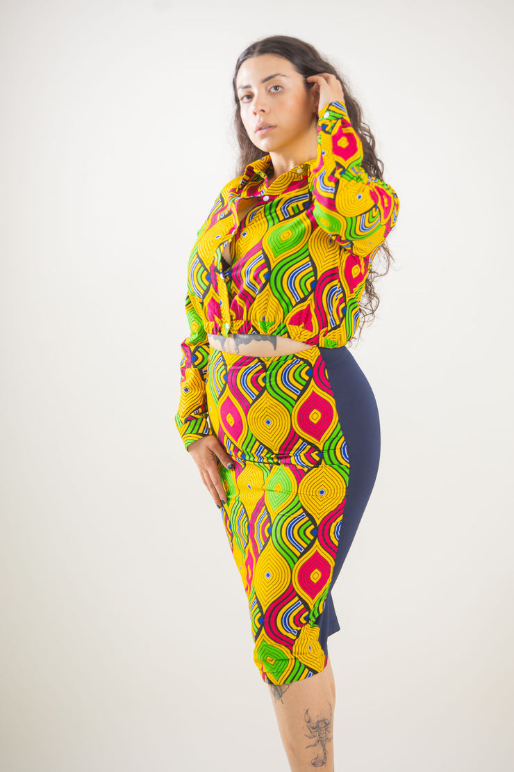 Famola Shirt Crop Top
